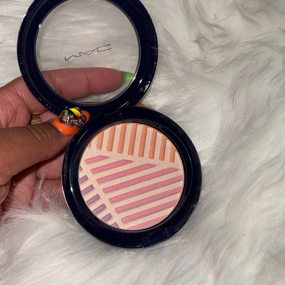 Mac crew blush